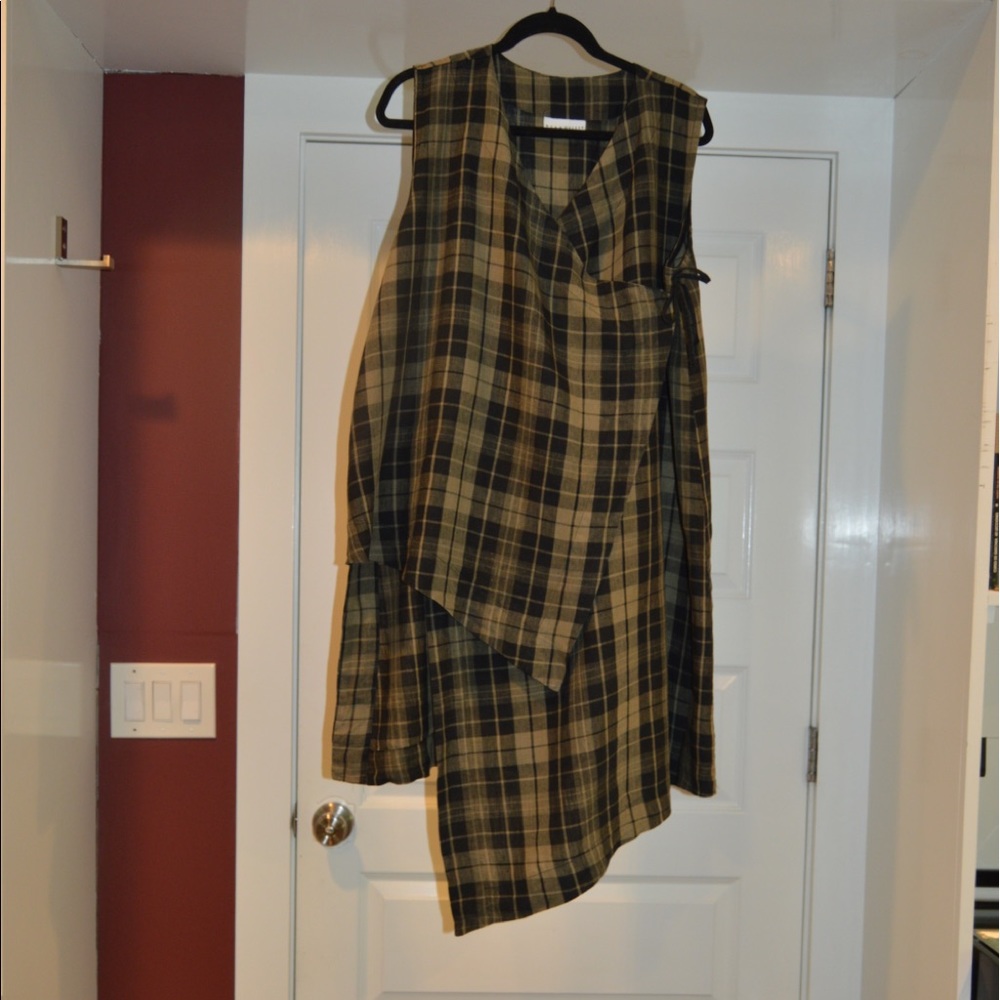 Bryn Walker  tie wrap linen top